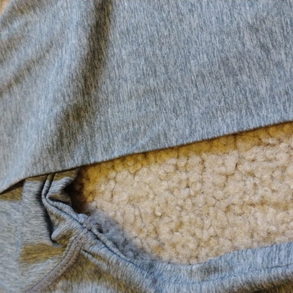 Women's Moheen Yoga Top S - Picture 12 of 16